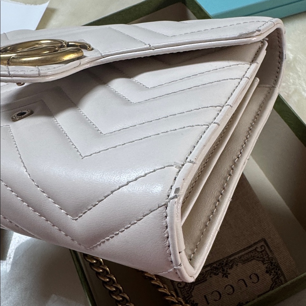 Gucci Cream Clutch with Gold Accents - Picture 10 of 10